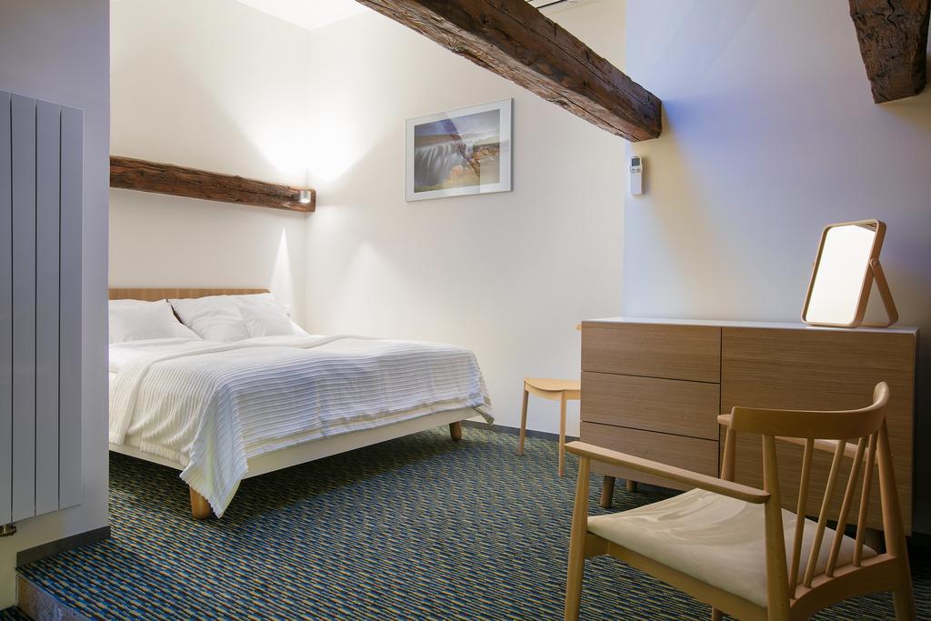 Apartments At The Blue Duckling Прага Екстериор снимка
