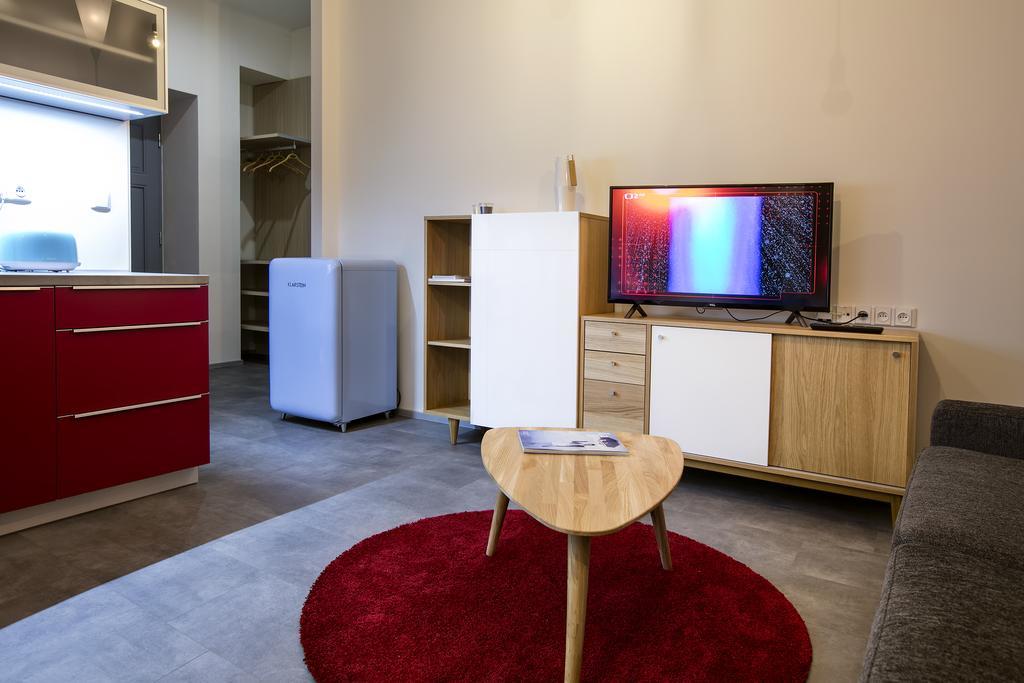 Apartments At The Blue Duckling Прага Екстериор снимка